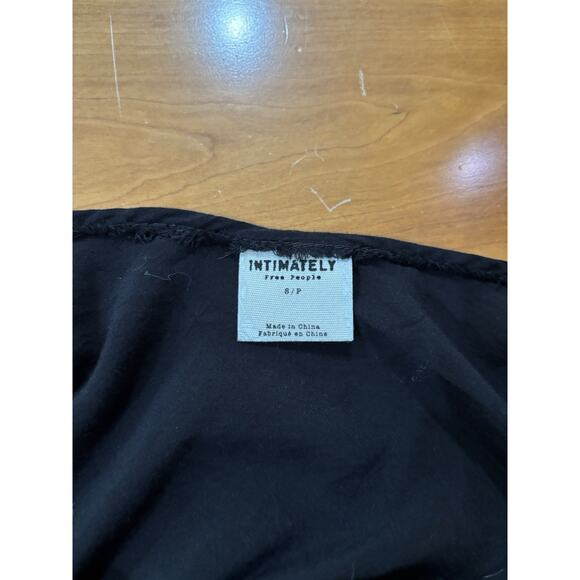 FREE PEOPLE Intimately Black Hi-Low Lace trim Cami Tank Top Size Small - Picture 6 of 6